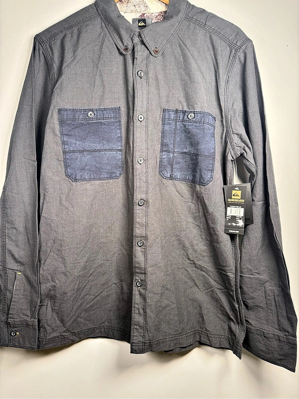 Quiksilver Flexy Fin LS Button Down Shirt Gray & Blue Medium